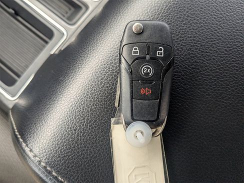 Used 2019 Ford F150 XLT w/ Equipment Group 302A Luxury image 33