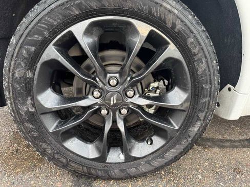 Used 2023 Dodge Durango R/T w/ Blacktop Package image 11