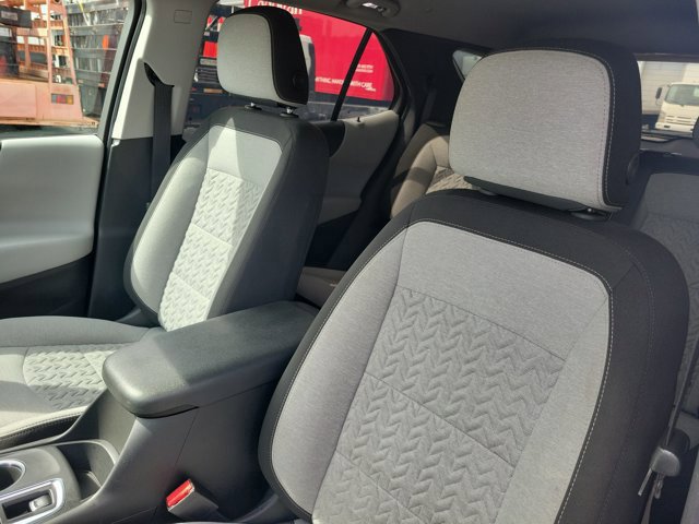 Used 2023 Chevrolet Equinox LS FWD image 21