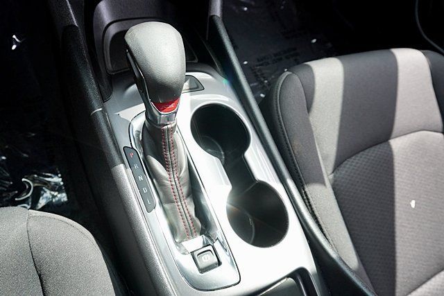 Used 2025 Chevrolet Malibu RS FWD image 40