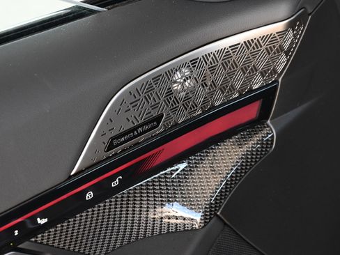 New 2026 BMW 550e xDrive image 21