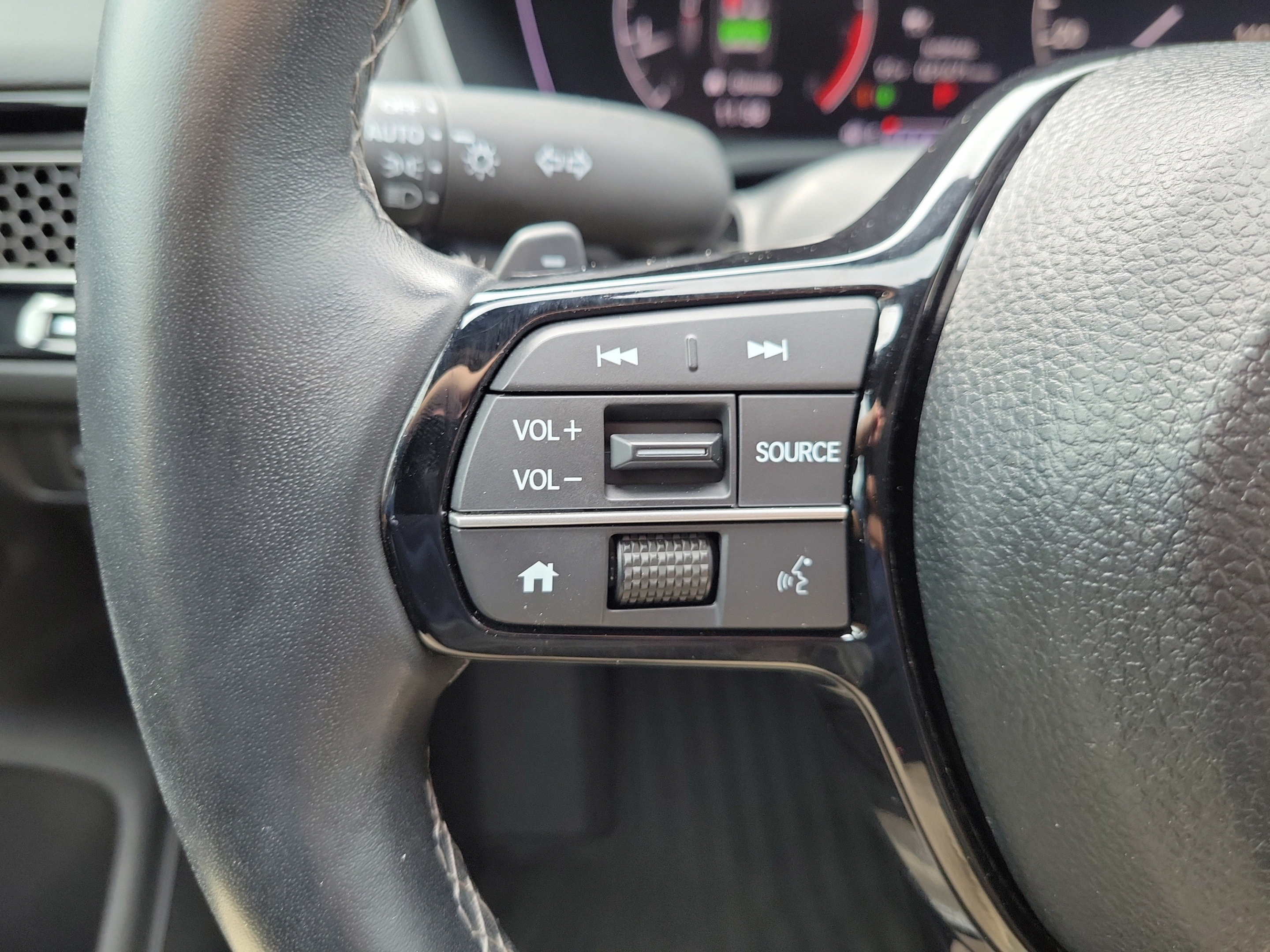 Used 2024 Honda Civic Sport image 29