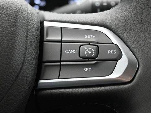 New 2026 Jeep Compass Latitude image 21