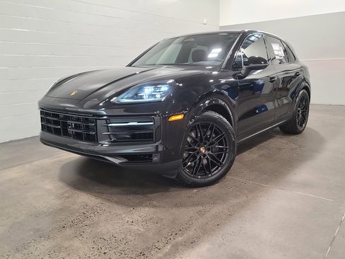 New 2026 Porsche Cayenne image 1