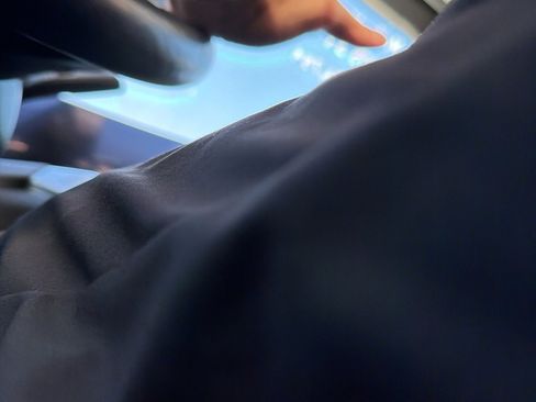 Used 2024 BMW i4 eDrive35 w/ Convenience Package image 8