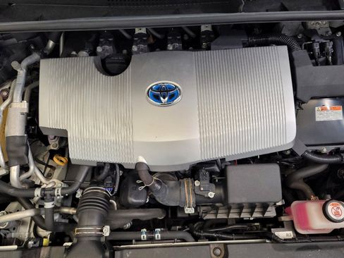 Used 2017 Toyota Prius Prime Plus w/ Protection Package image 30