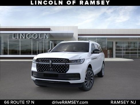 New 2025 Lincoln Navigator Black Label AWD/4WD image 2