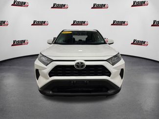 Used 2021 Toyota RAV4 LE video 2
