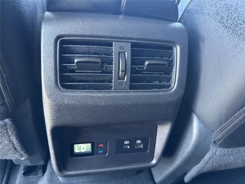 Used 2023 Nissan Rogue SL w/ SL Premium Package FWD image 32