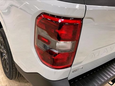 Certified 2023 Ford Maverick XLT w/ XLT Luxury Package FWD image 28