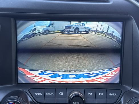 Used 2019 Chevrolet Corvette Stingray Coupe w/ Z51 1LT RWD image 18