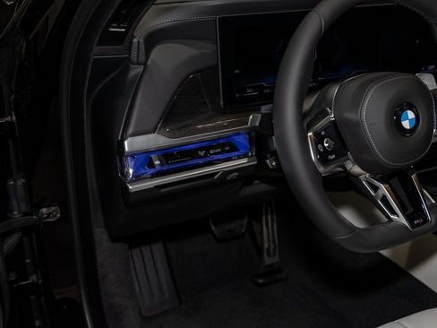 New 2026 BMW 760i xDrive w/ Executive Package image 15