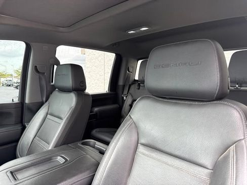 Used 2021 GMC Sierra 2500 Denali w/ Denali Ultimate Package AWD/4WD image 11