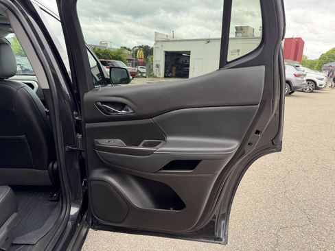 Used 2020 GMC Acadia SLT w/ LPO, Floor Liner Package AWD/4WD image 26