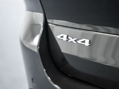 Used 2024 Jeep Grand Cherokee L Limited image 10