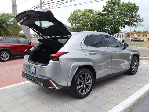 Used 2022 Lexus UX 200 F Sport FWD image 20