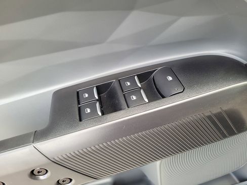 New 2026 Ford Maverick XL image 37