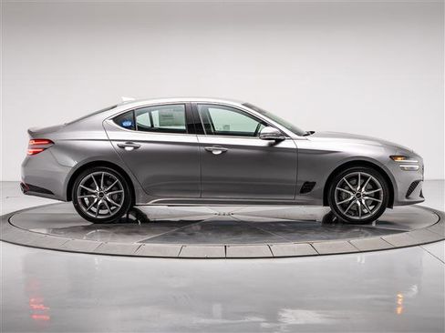 New 2026 Genesis G70 2.5T image 6