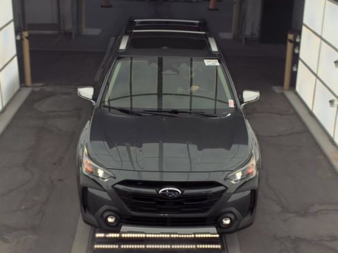 Used 2023 Subaru Outback Touring XT AWD/4WD image 5