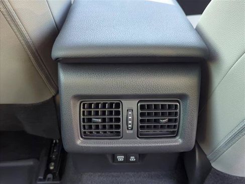Used 2026 Toyota Camry SE FWD image 25