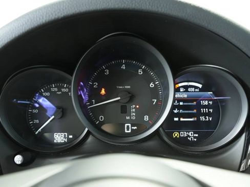 Used 2025 Porsche Macan image 14