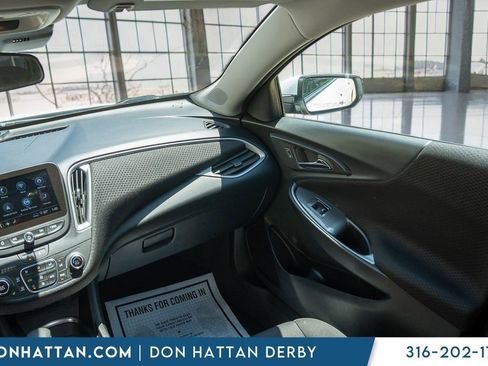 Used 2023 Ford Escape Platinum AWD/4WD image 53