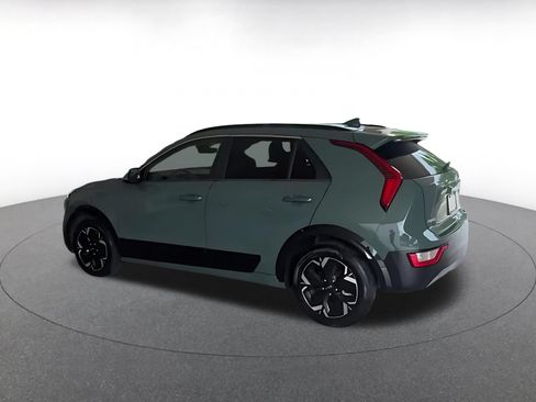 Used 2024 Kia Niro Wind FWD image 9