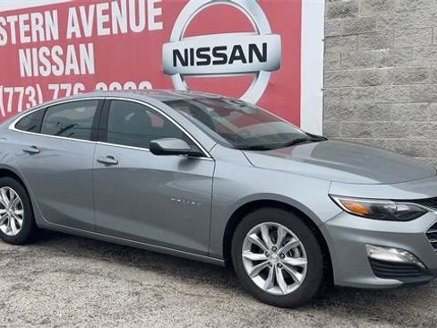 Used 2024 Chevrolet Malibu LT image 3