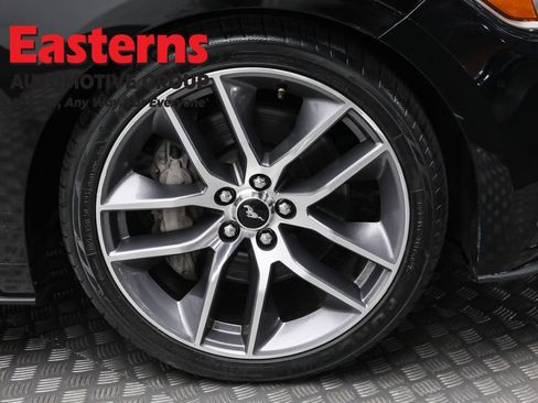 Used 2015 Ford Mustang GT Premium w/ Equipment Group 401A RWD image 31