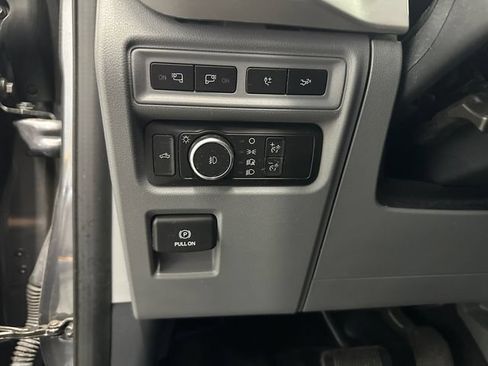 Used 2022 Ford F150 XLT w/ Equipment Group 302A High AWD/4WD image 25