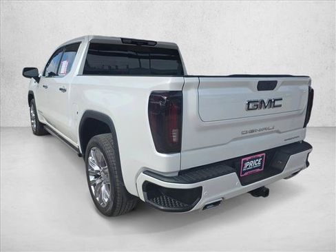 Used 2022 GMC Sierra 1500 Denali AWD/4WD image 3