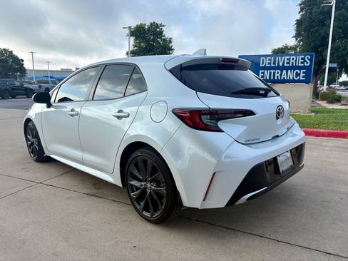 Used 2024 Toyota Corolla XSE FWD image 8