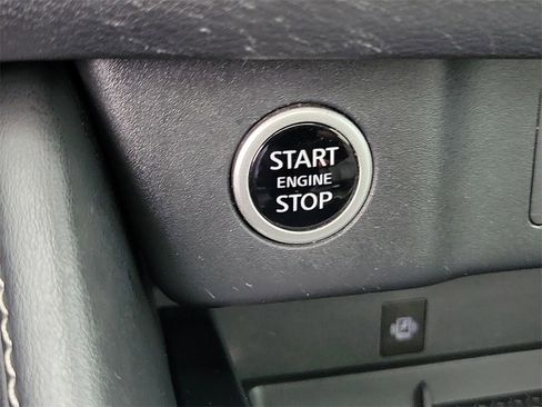 Certified 2023 Nissan Rogue Platinum w/ Platinum Premium Package image 8