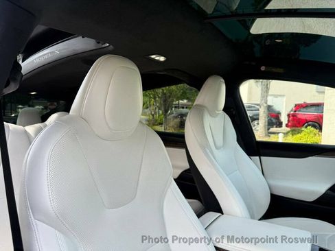 Used 2022 Tesla Model X AWD/4WD image 20