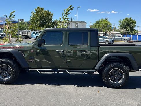 Used 2022 Jeep Gladiator Rubicon AWD/4WD image 9