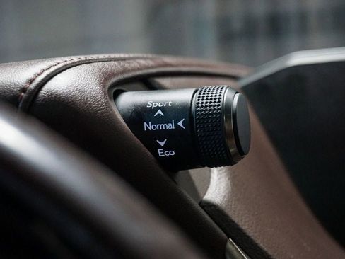 Used 2021 Lexus ES 250 w/ Premium Package image 25