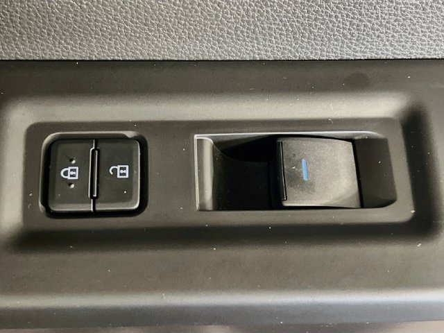 Used 2024 Toyota Tundra SR5 AWD/4WD image 32