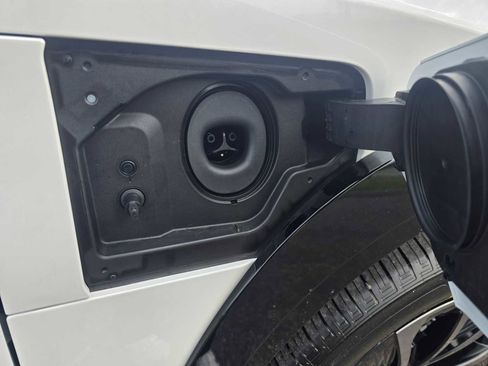 New 2026 Lexus RZ 350e 2WD image 10