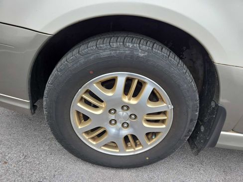 Used 2003 Subaru Outback H6 L.L. Bean Edition image 9