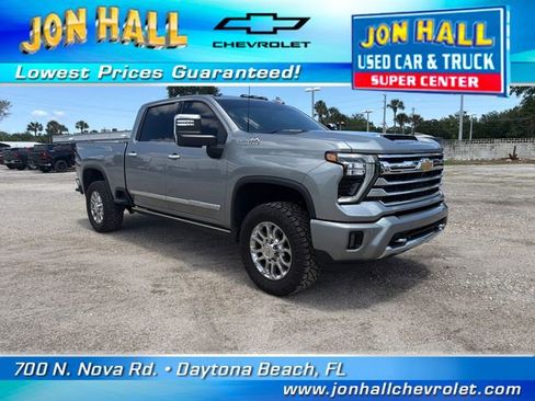Used 2025 Chevrolet Silverado 2500 High Country w/ High Country Premium Package AWD/4WD image 1