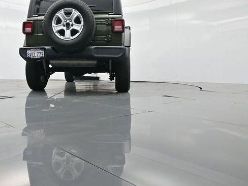 Used 2021 Jeep Wrangler Unlimited Sport image 46