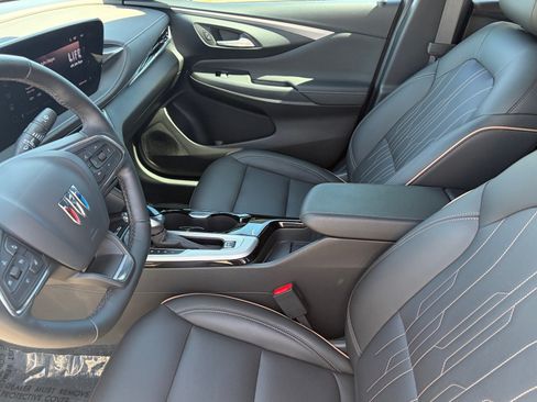 Used 2025 Buick Envista Sport Touring FWD image 15
