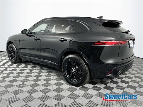Used 2025 Jaguar F-PACE R-Dynamic S image 5
