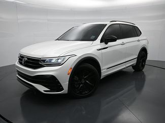 Used 2024 Volkswagen Tiguan SE R-Line w/ MDO Package, Two-Row AWD/4WD video 1