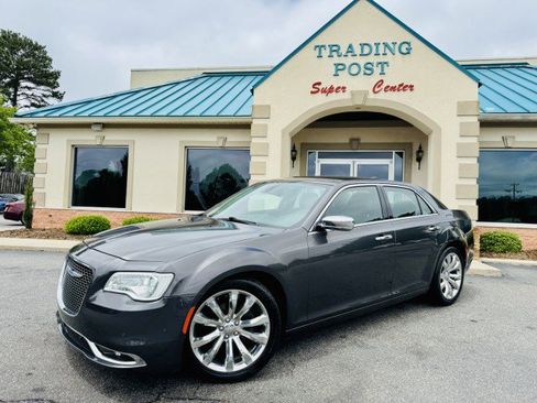 Used 2018 Chrysler 300 Limited w/ Safetytec Plus Group image 46