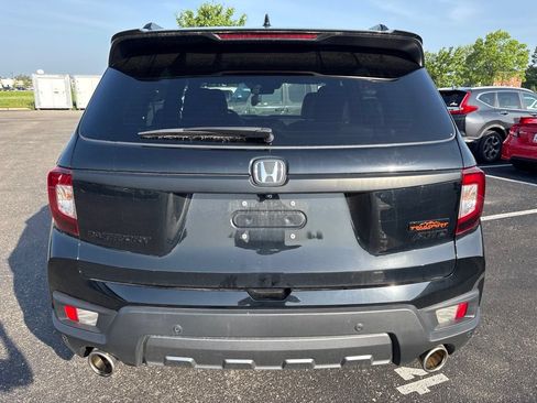 Used 2023 Honda Passport TrailSport image 10