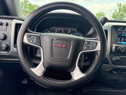 Used 2017 GMC Sierra 1500 SLE w/ SLE Value Package AWD/4WD image 19