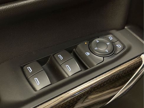 Used 2022 Chevrolet Silverado 1500 LT Trail Boss w/ Convenience Package II AWD/4WD image 40