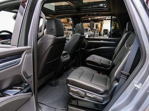 Used 2026 Cadillac Escalade Sport w/ Touring Package AWD/4WD image 17
