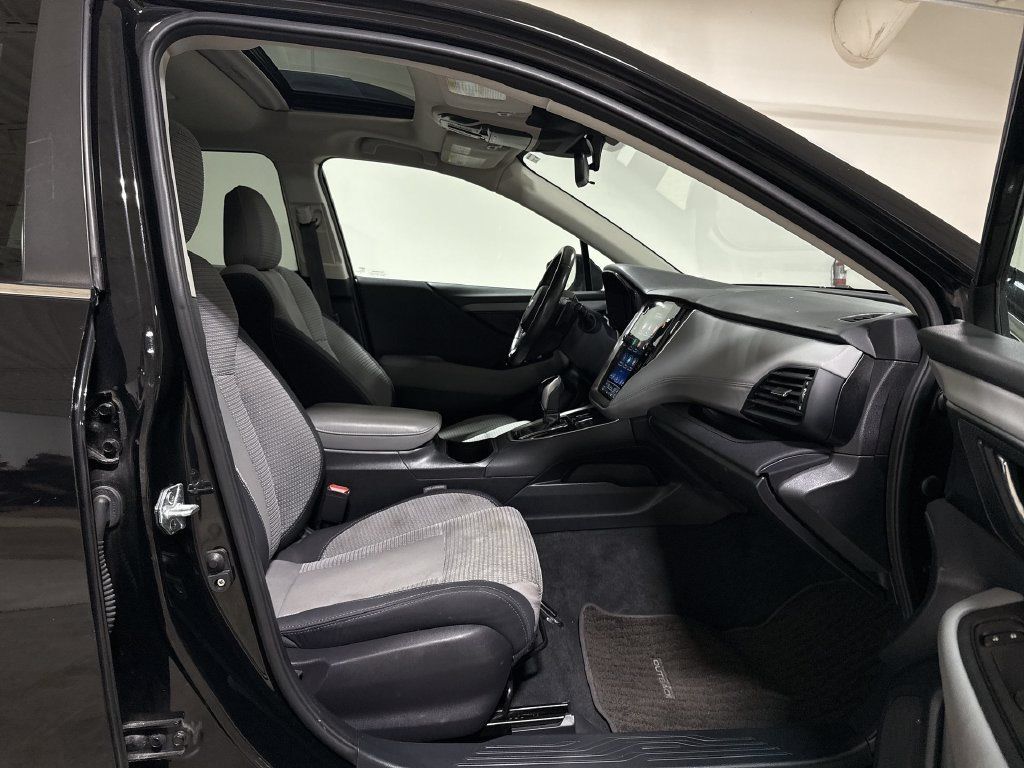 Used 2023 Subaru Outback Premium AWD/4WD image 23